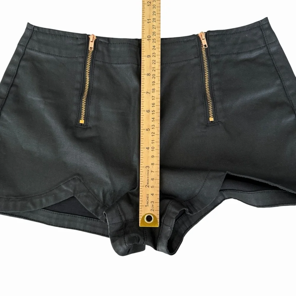 MINKPINK Black Wax Coated Shorts SMALL Scalloped Hem Zippers Goth Edgy